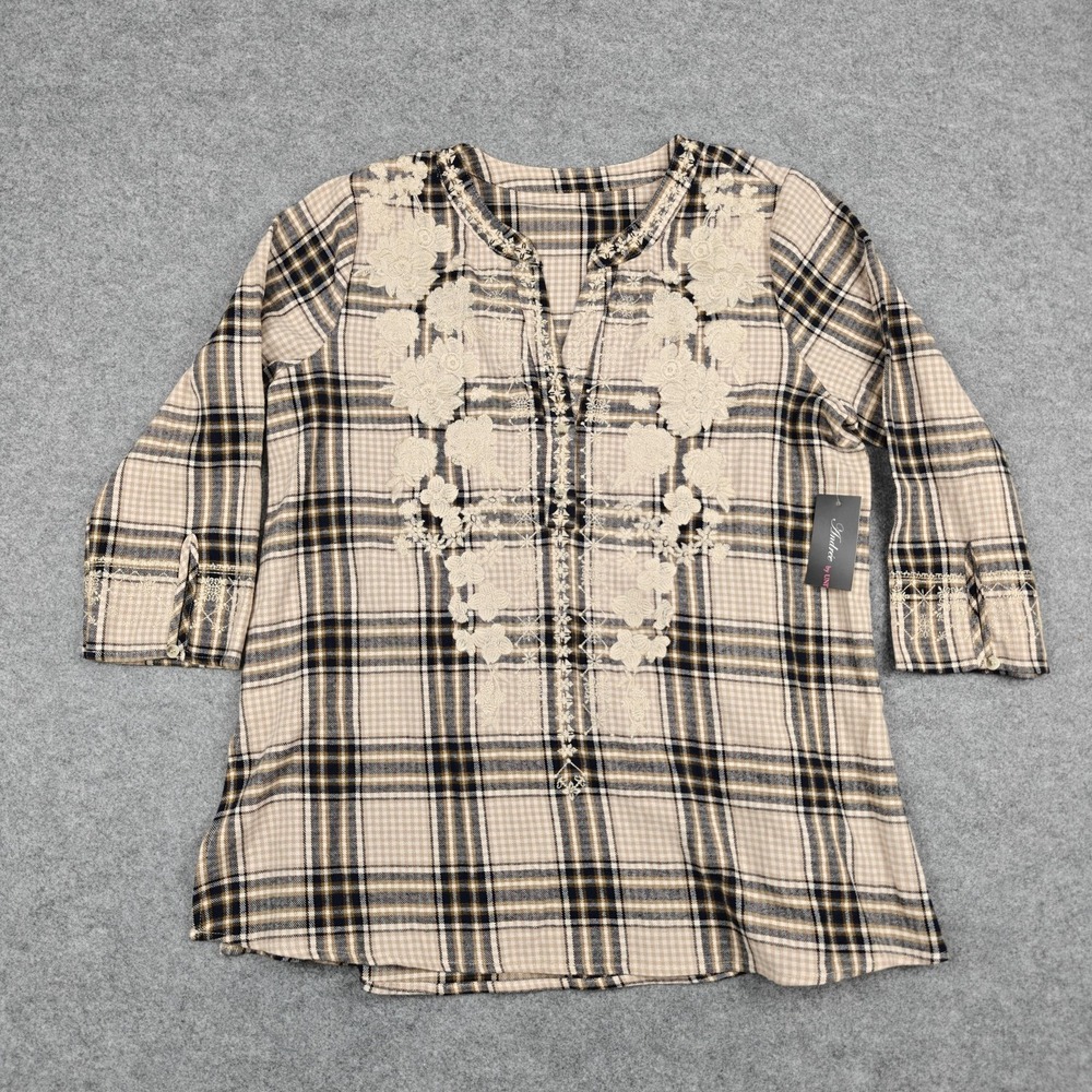 Andree By Unit Blouse Womens Medium Large Beige Plaid Embroidered Tunic Top
